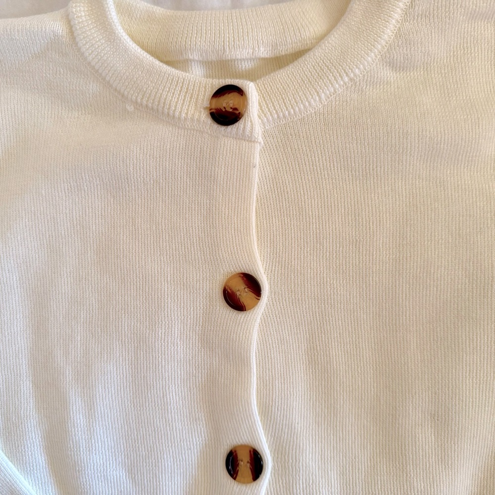 New cream lightweight cardigan.